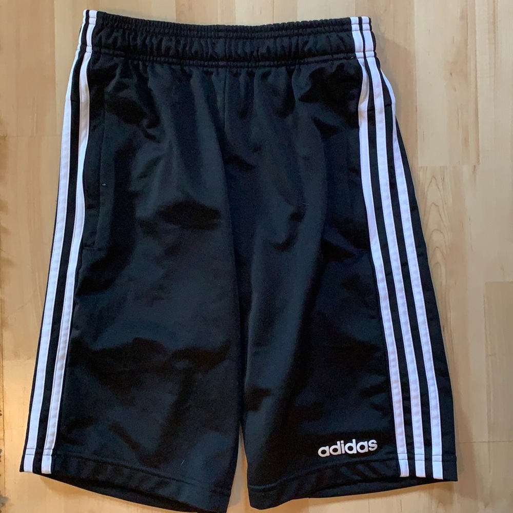 Adidas shorts black size xs
